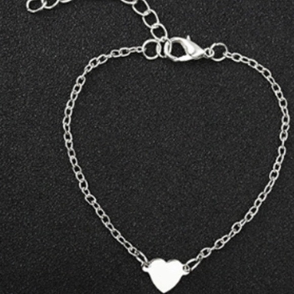Jewelry - Silver Heart Bracelet